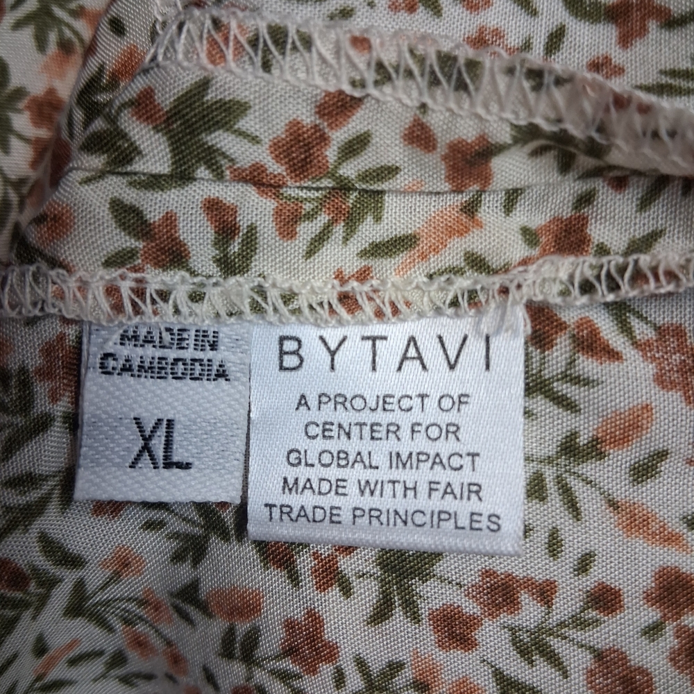 Bytavi New Multicolor Floral Button Down Shirt Womem Sixe Xl — image 3 of 8